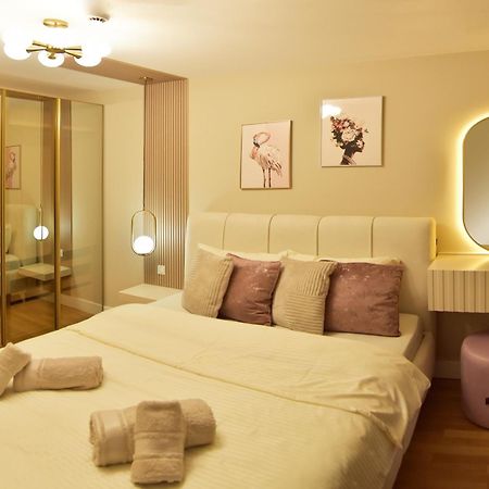 Lux Apartment Diamond-Limak Center Skopje Eksteriør bilde